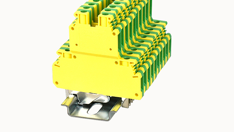 Винтовая клемма на DIN-рейку PCKK4-PE Degson