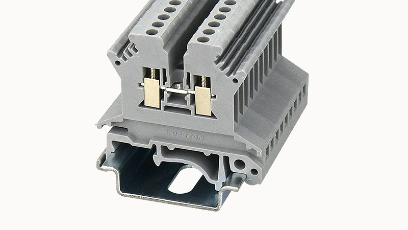 Винтовая клемма на DIN-рейку PC1.5 Degson